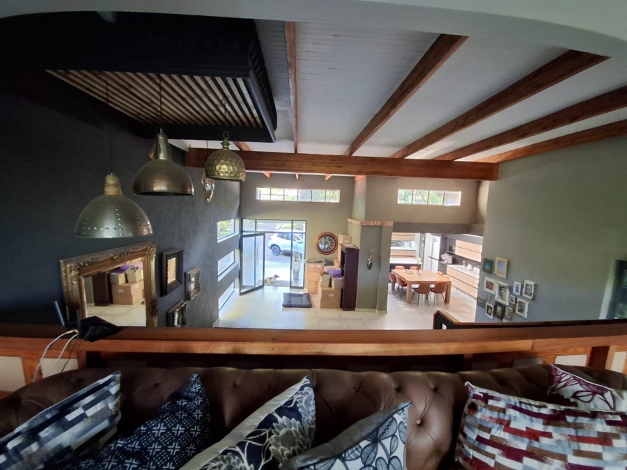 5 Bedroom Property for Sale in Protea Park North West